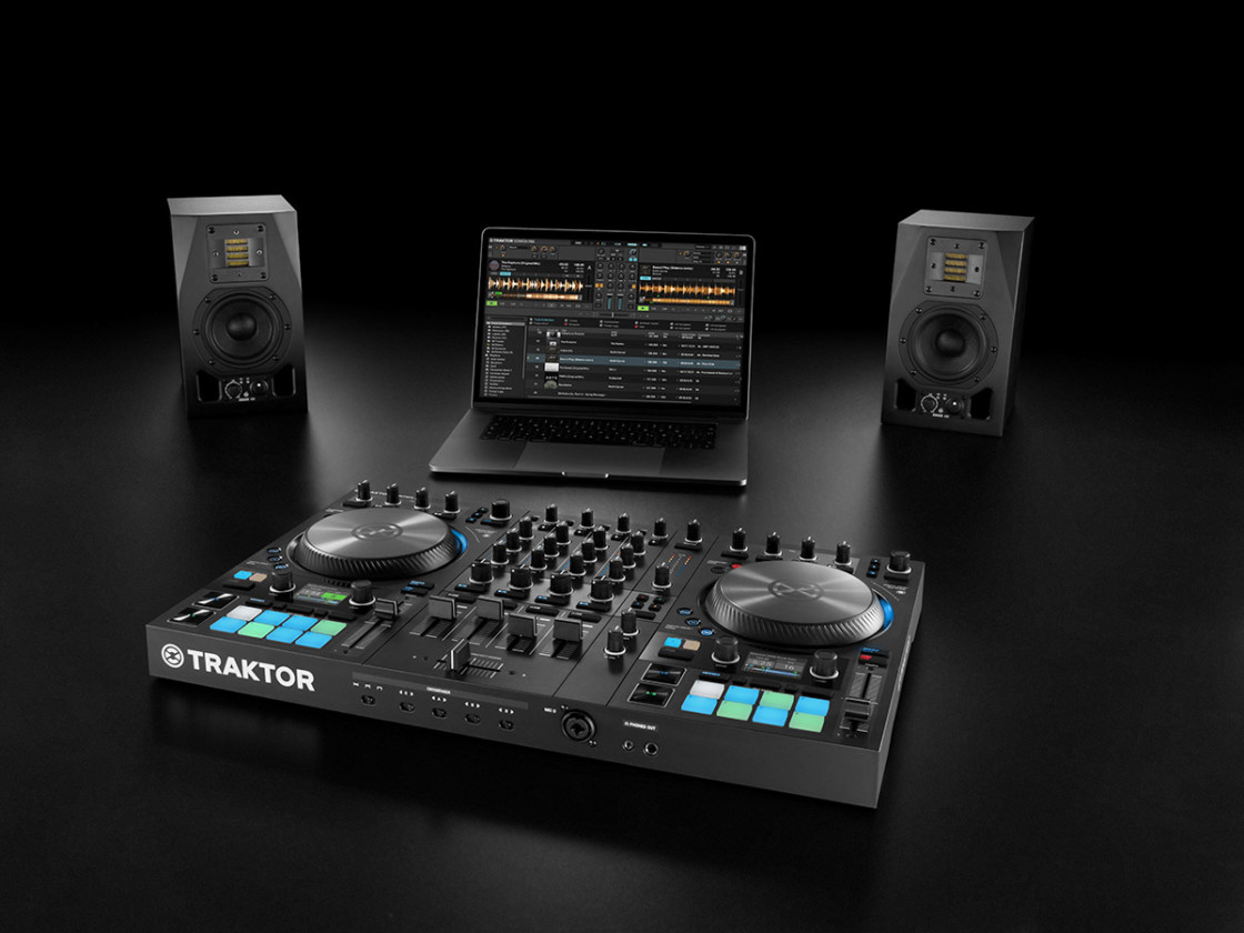TRAKTOR_KONTROL_S4_MK3_setup DJMAGAZIN